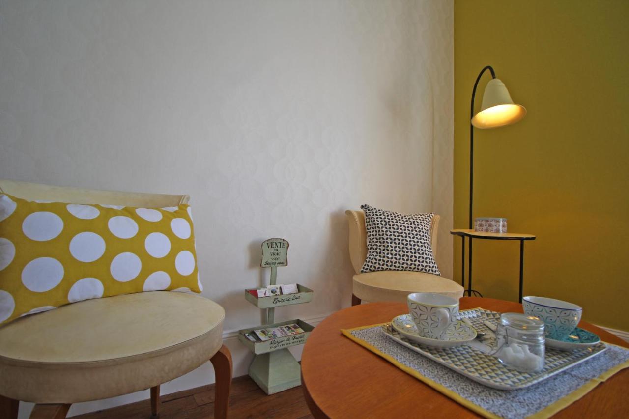 Au Fil Du Temps Bed & Breakfast Chalus Bagian luar foto