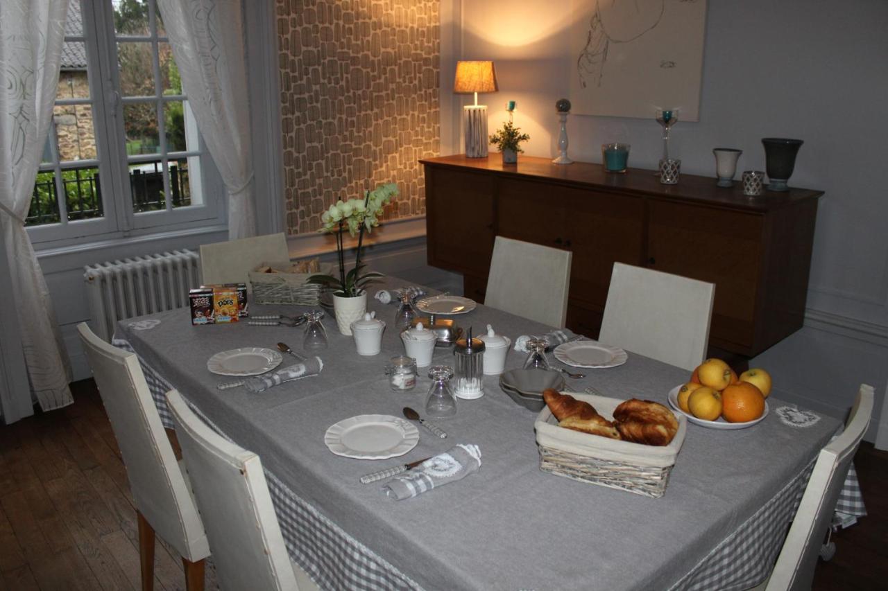 Au Fil Du Temps Bed & Breakfast Chalus Bagian luar foto
